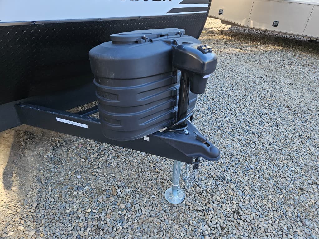 2026 Forest River 2026 Forest River Cherokee Grey Wolf Black Label - thumbnail 37