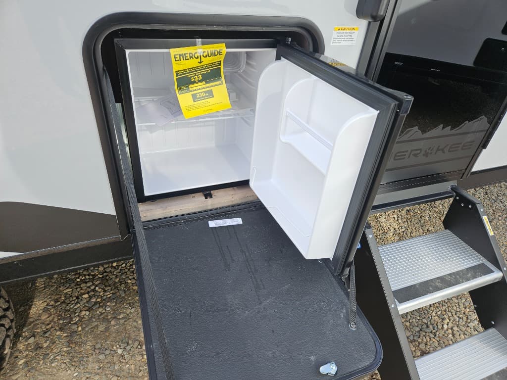 2026 Forest River RV 2026 Forest River RV Cherokee Wolf Pup Black Label - thumbnail 32