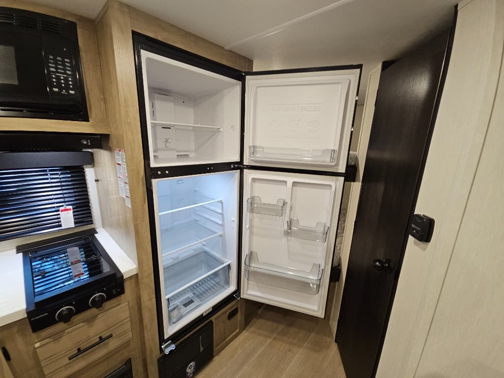 2026 Forest River RV 2026 Forest River RV Cherokee Wolf Pup Black Label - thumbnail 10