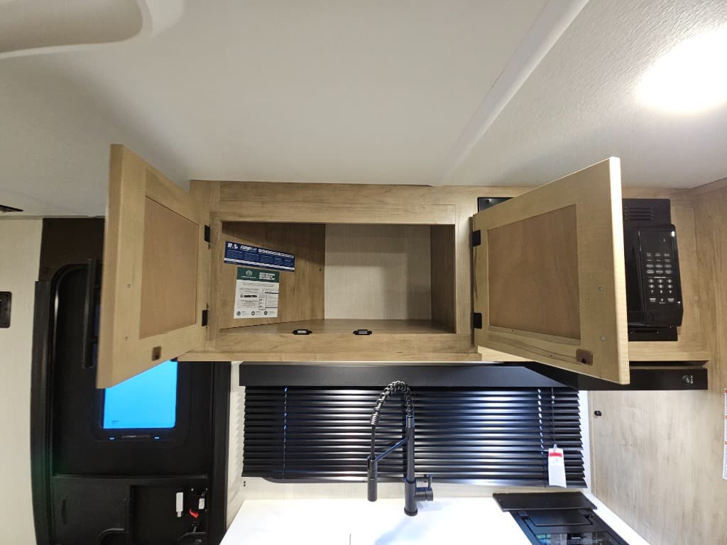 2026 Forest River RV 2026 Forest River RV Cherokee Wolf Pup Black Label - thumbnail 12