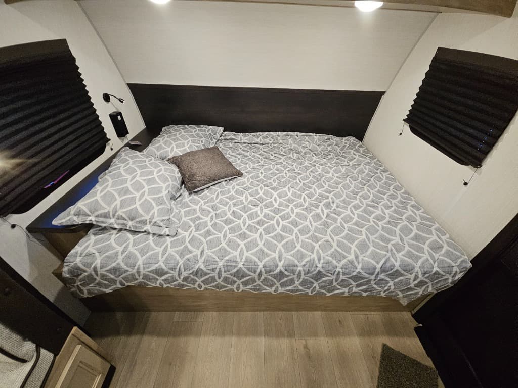 2026 Forest River RV 2026 Forest River RV Cherokee Wolf Pup Black Label - thumbnail 18