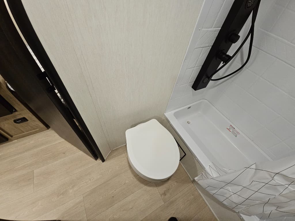 2026 Forest River RV 2026 Forest River RV Cherokee Wolf Pup Black Label - thumbnail 22