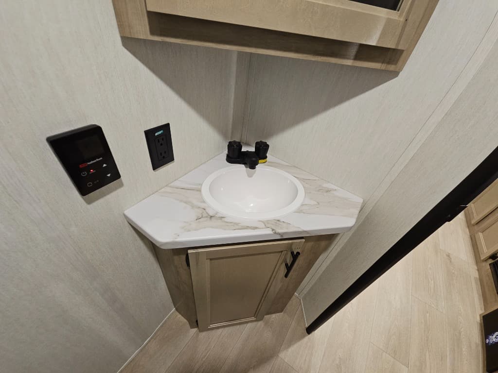 2026 Forest River RV 2026 Forest River RV Cherokee Wolf Pup Black Label - thumbnail 25