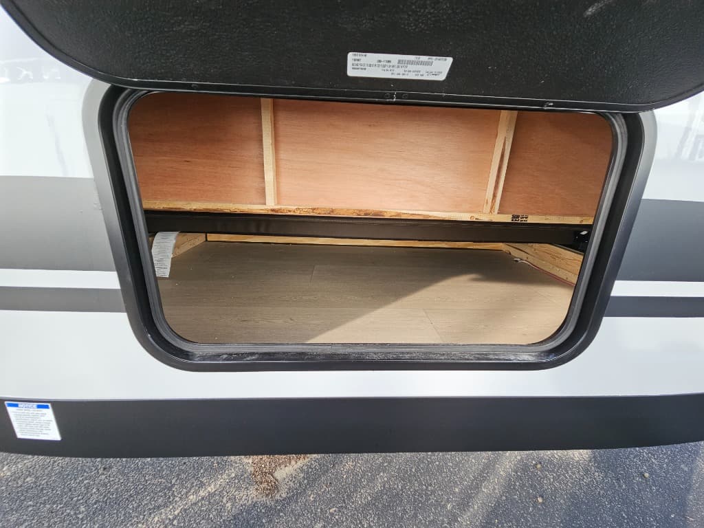 2026 Forest River 2026 Forest River Cherokee Wolf Pup Black Label - thumbnail 42