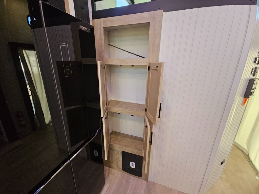 2026 Forest River 2026 Forest River Cherokee Timberwolf Black Label Destination Trailer - thumbnail 26