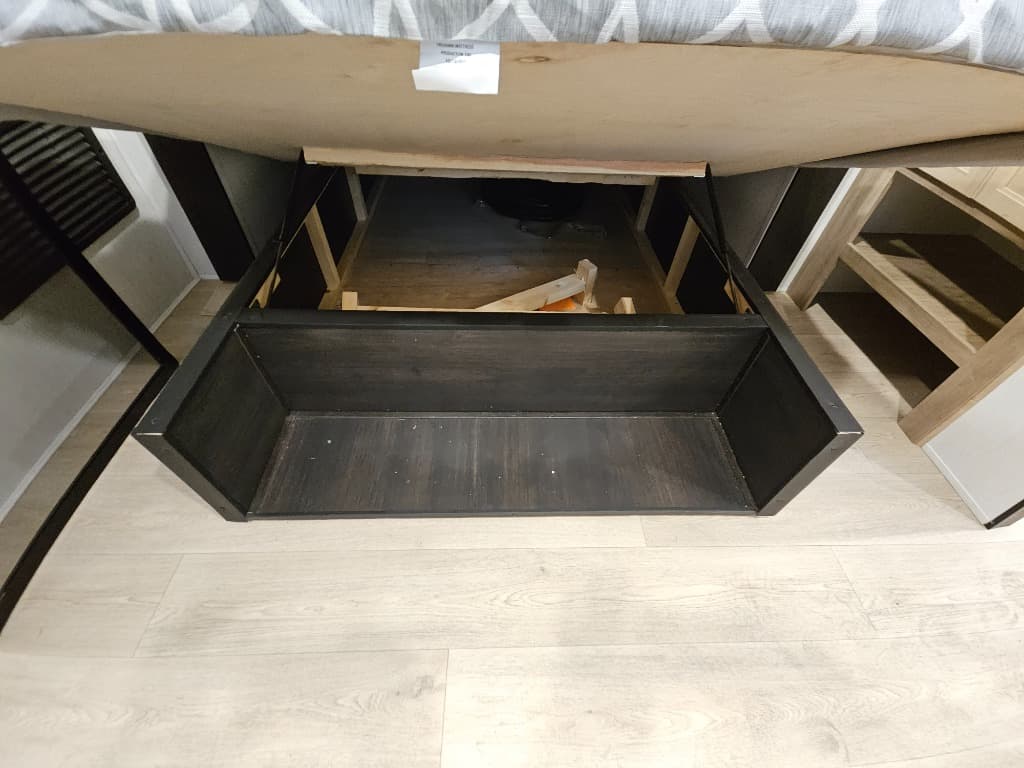 2026 Forest River 2026 Forest River Cherokee Timberwolf Black Label Destination Trailer - thumbnail 39