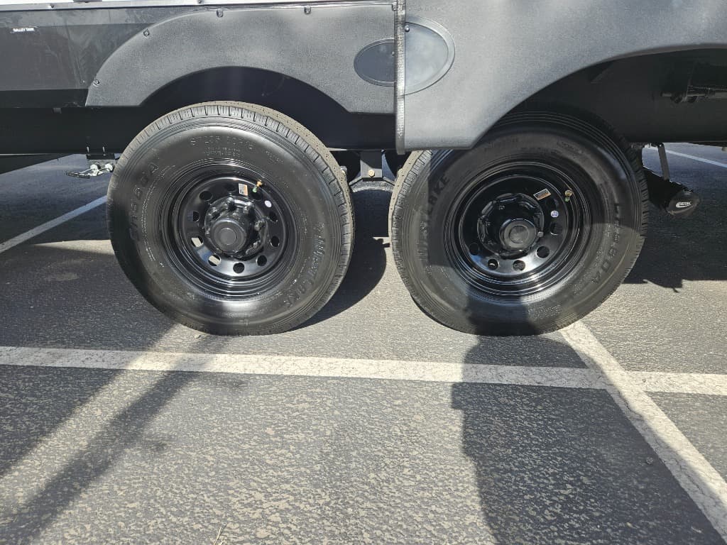 2026 Forest River 2026 Forest River Cherokee Timberwolf Black Label Destination Trailer - thumbnail 62