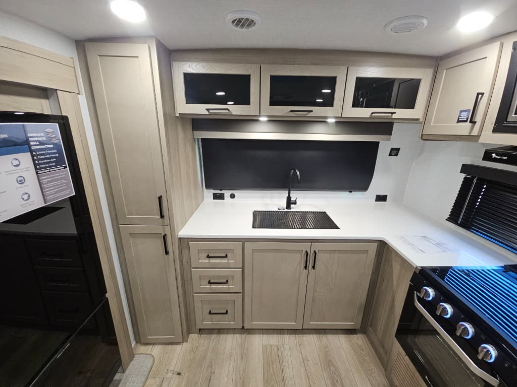 2026 Forest River 2026 Forest River Flagstaff Micro Lite - thumbnail 27