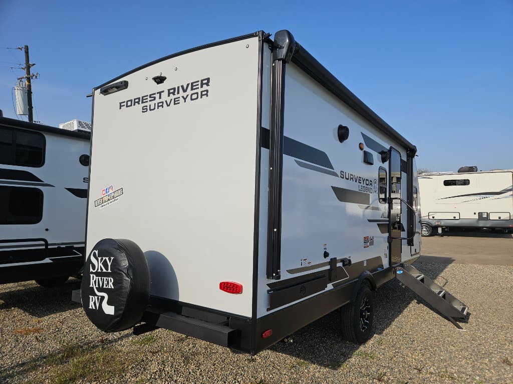 2026 Forest River 2026 Forest River Surveyor Legend - thumbnail 3