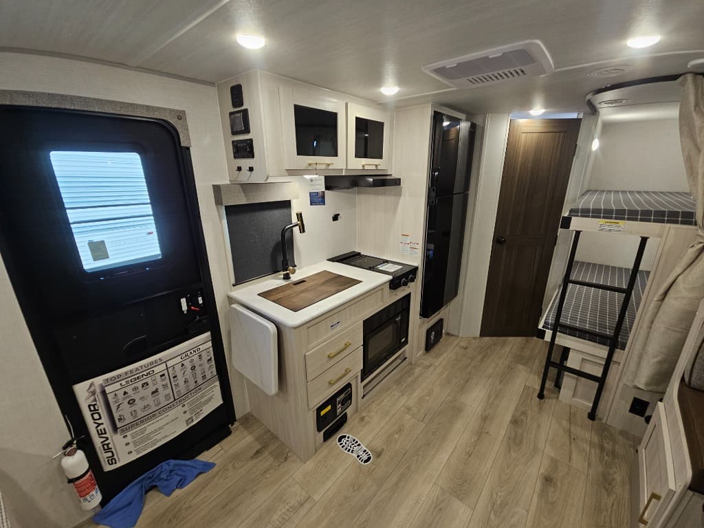 2026 Forest River 2026 Forest River Surveyor Legend - thumbnail 9