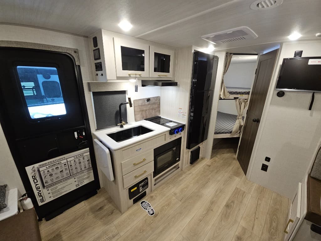 2026 Forest River 2026 Forest River Surveyor Legend - thumbnail 8