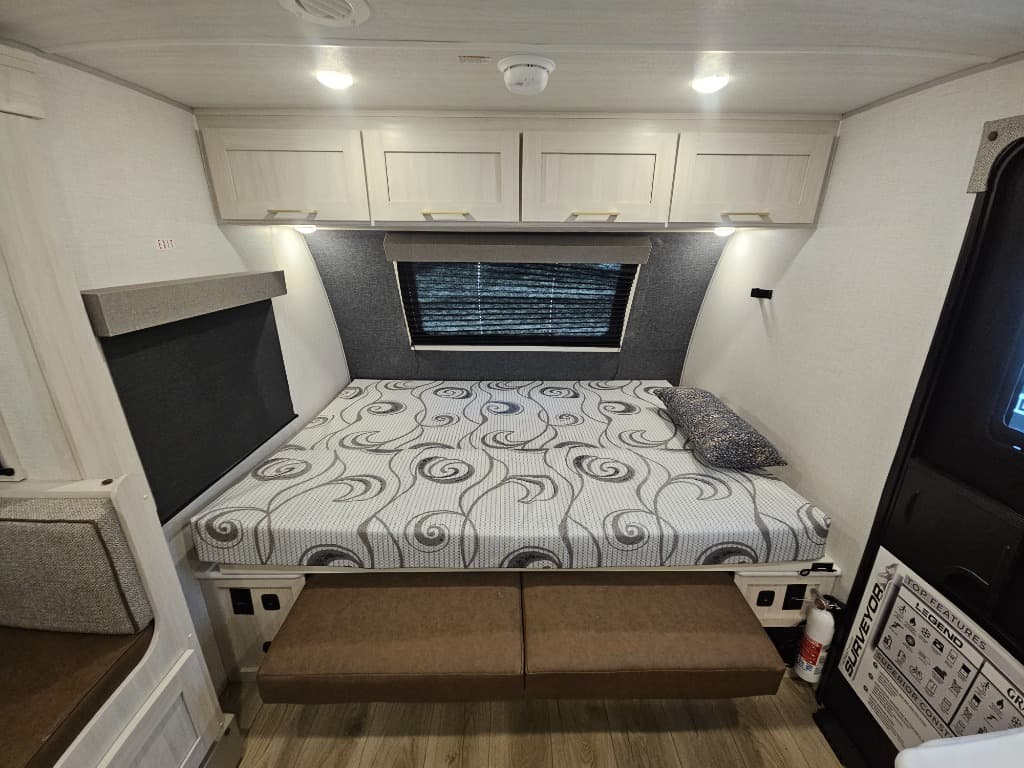 2026 Forest River 2026 Forest River Surveyor Legend - thumbnail 21