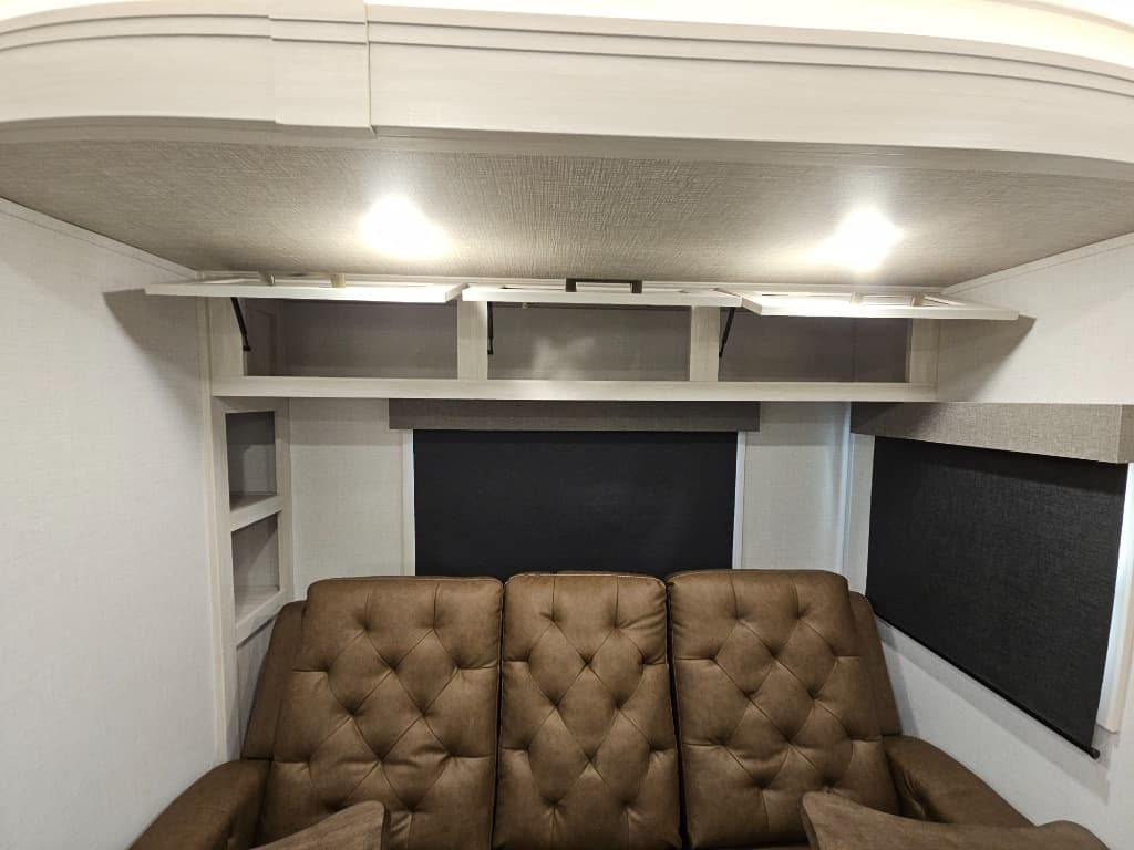 2026 Forest River 2026 Forest River Surveyor Legend - thumbnail 19