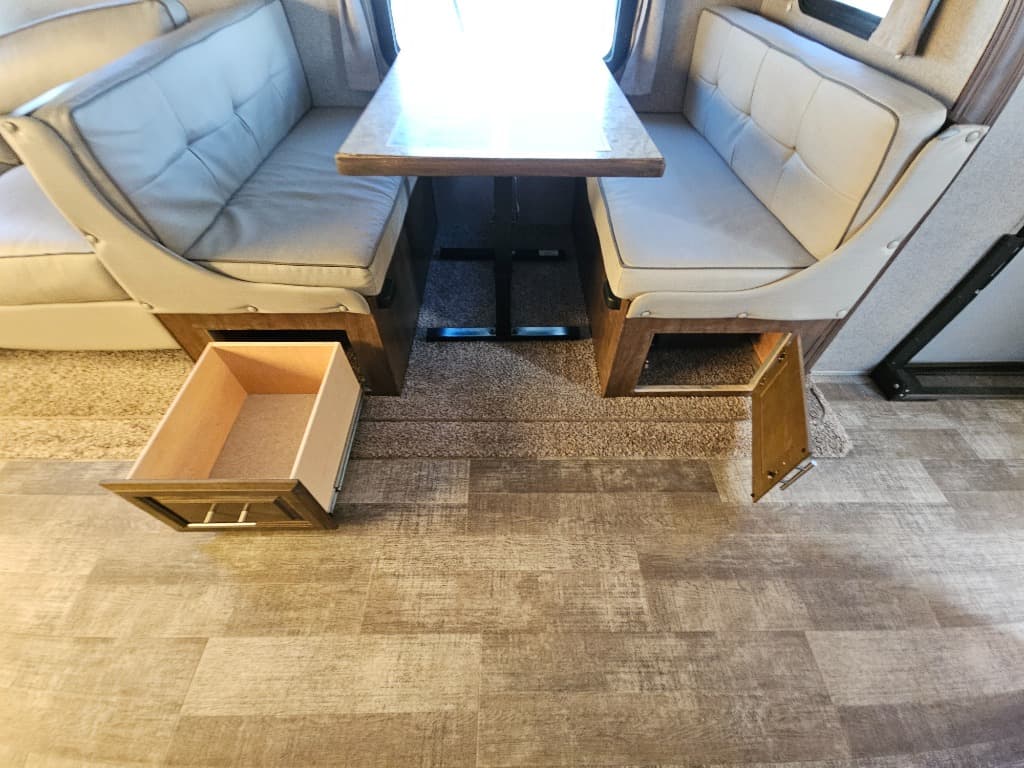 2019 Forest River 2019 Forest River Rockwood Roo - thumbnail 10