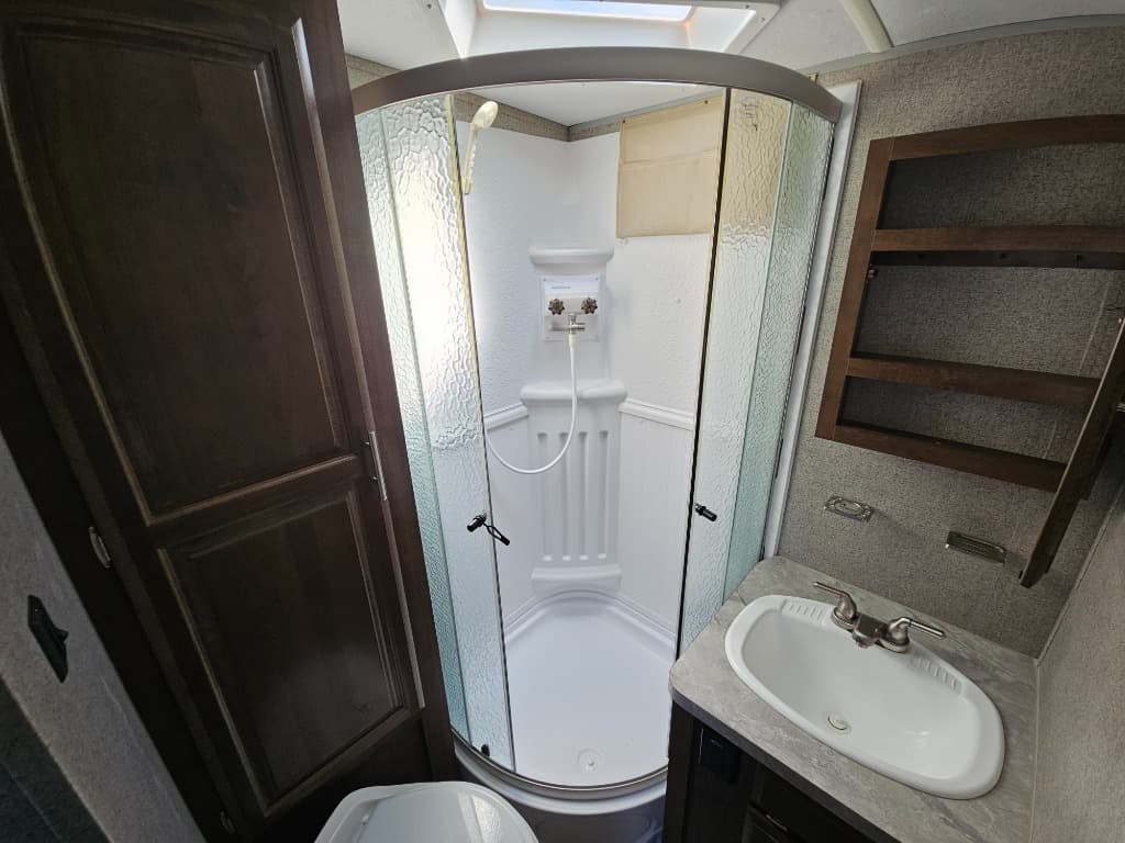 2019 Forest River 2019 Forest River Rockwood Roo - thumbnail 37