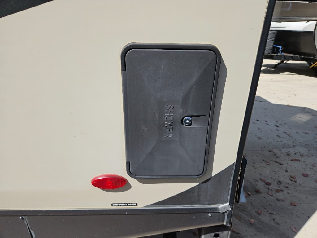 2019 Forest River 2019 Forest River Rockwood Roo - thumbnail 54