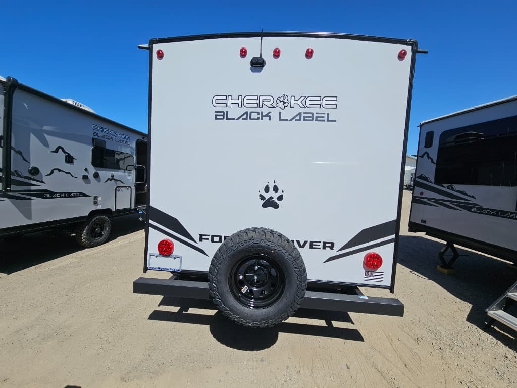 2026 Forest River 2026 Forest River Cherokee Wolf Pup Black Label - thumbnail 4