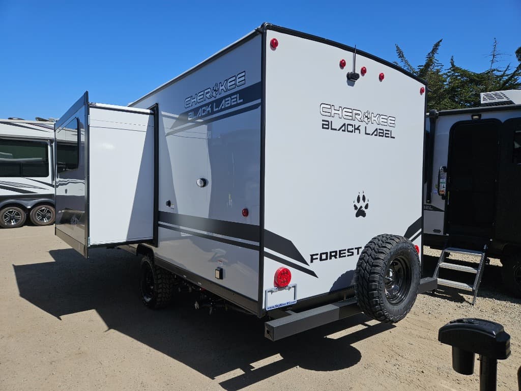 2026 Forest River 2026 Forest River Cherokee Wolf Pup Black Label - thumbnail 5