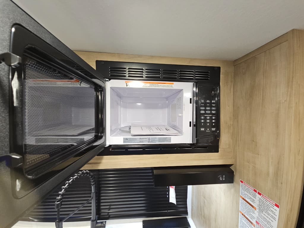 2026 Forest River 2026 Forest River Cherokee Wolf Pup Black Label - thumbnail 17