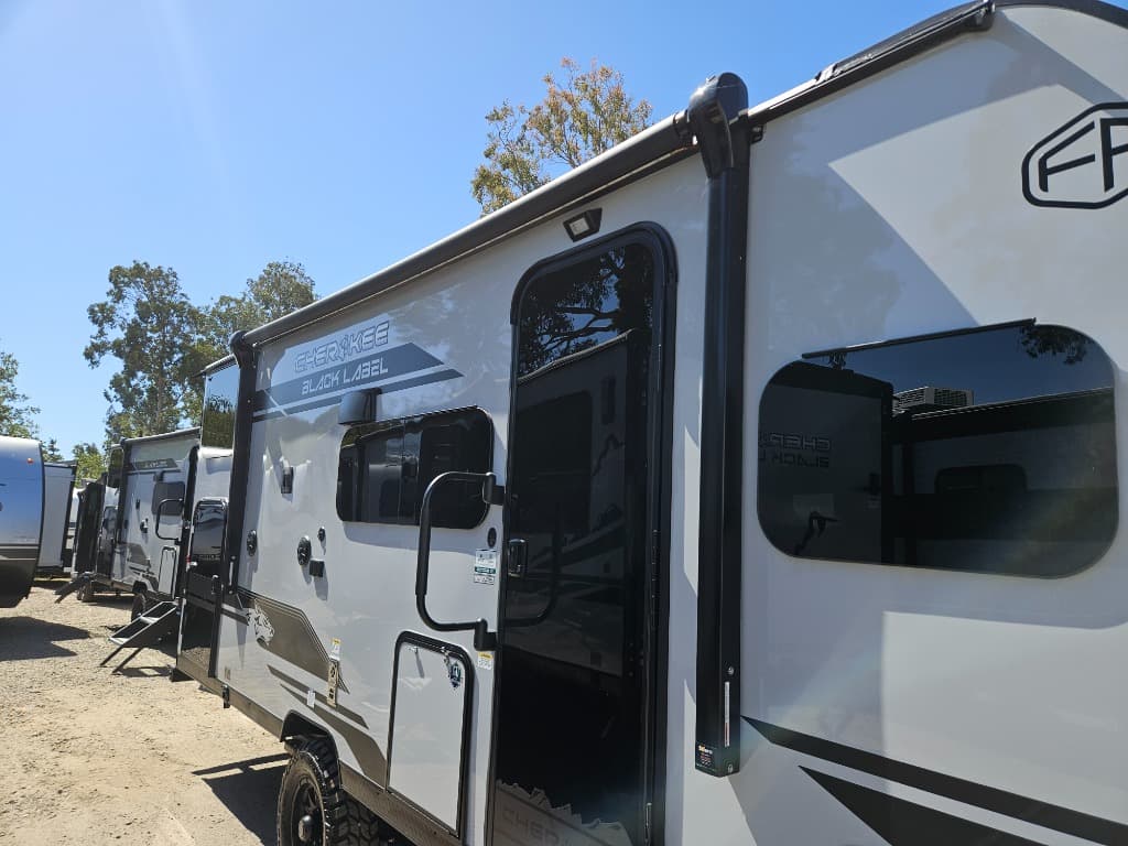 2026 Forest River 2026 Forest River Cherokee Wolf Pup Black Label - thumbnail 34