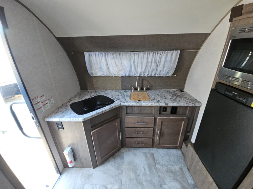 2018 Forest River 2018 Forest River R-Pod - thumbnail 8