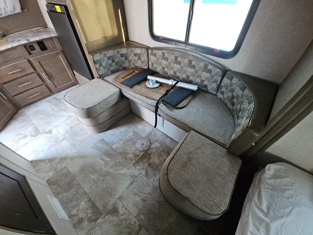 2018 Forest River 2018 Forest River R-Pod - thumbnail 15