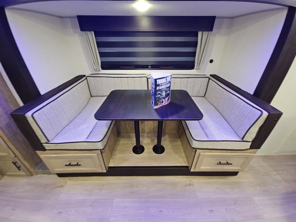 2026 Forest River 2026 Forest River Cherokee Grey Wolf Black Label - thumbnail 11