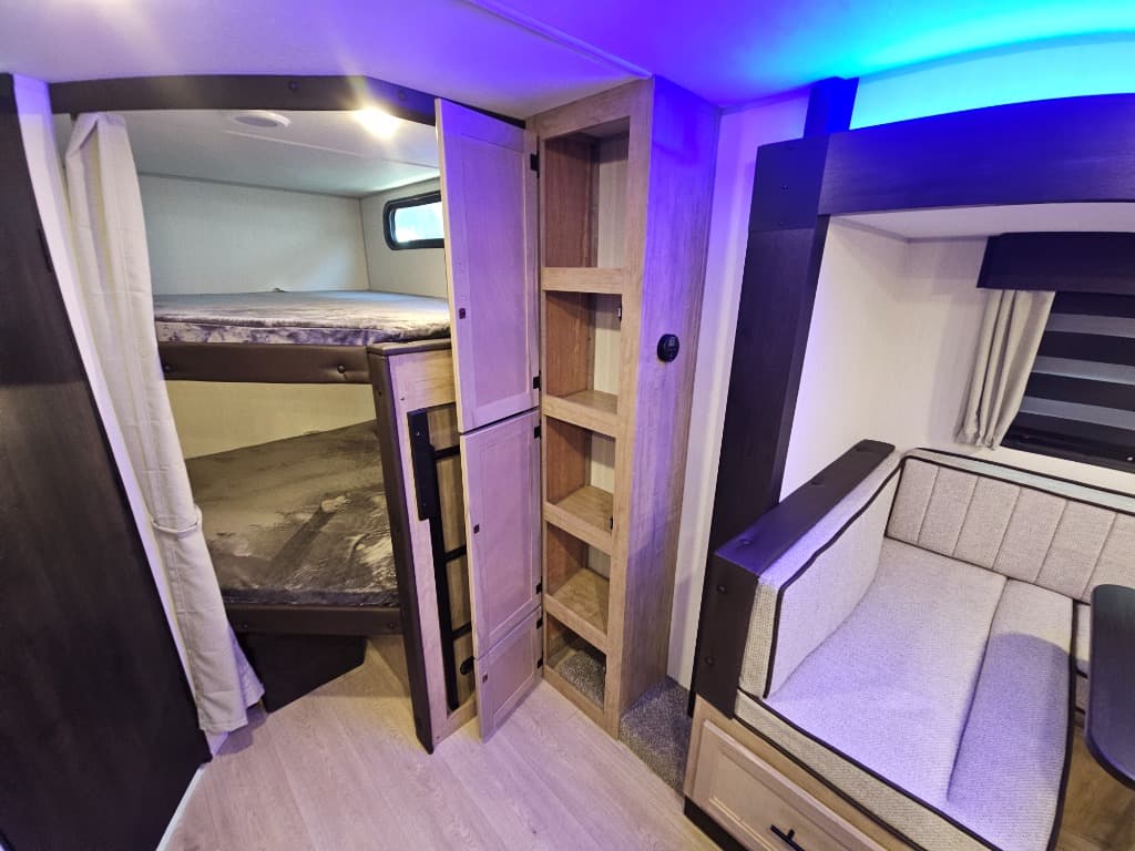 2026 Forest River 2026 Forest River Cherokee Grey Wolf Black Label - thumbnail 13