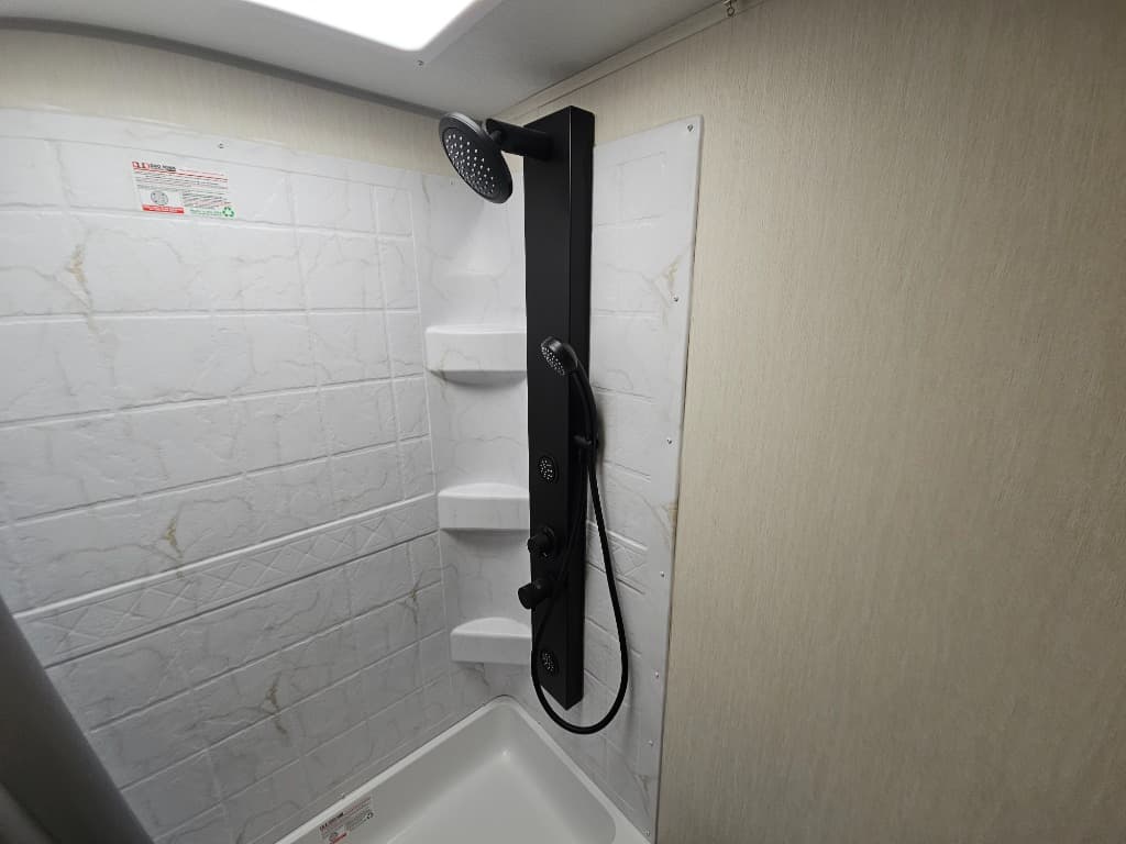 2026 Forest River 2026 Forest River Cherokee Grey Wolf Black Label - thumbnail 30