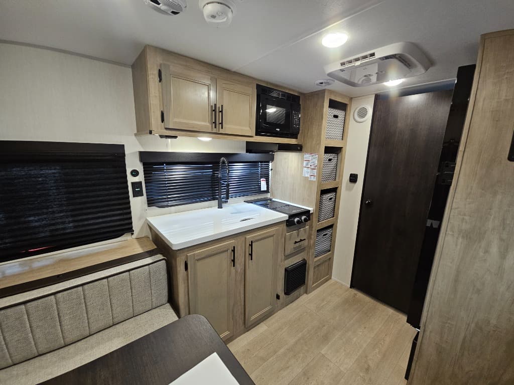 2026 Forest River 2026 Forest River Cherokee Wolf Pup Black Label - thumbnail 7