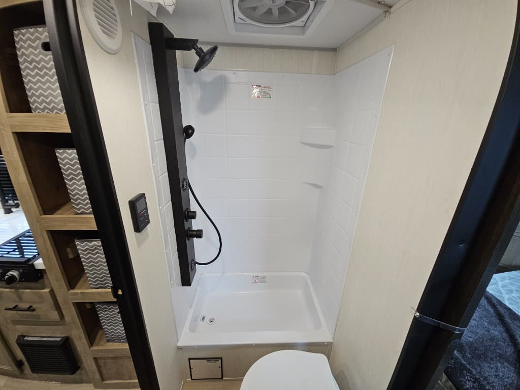 2026 Forest River 2026 Forest River Cherokee Wolf Pup Black Label - thumbnail 20