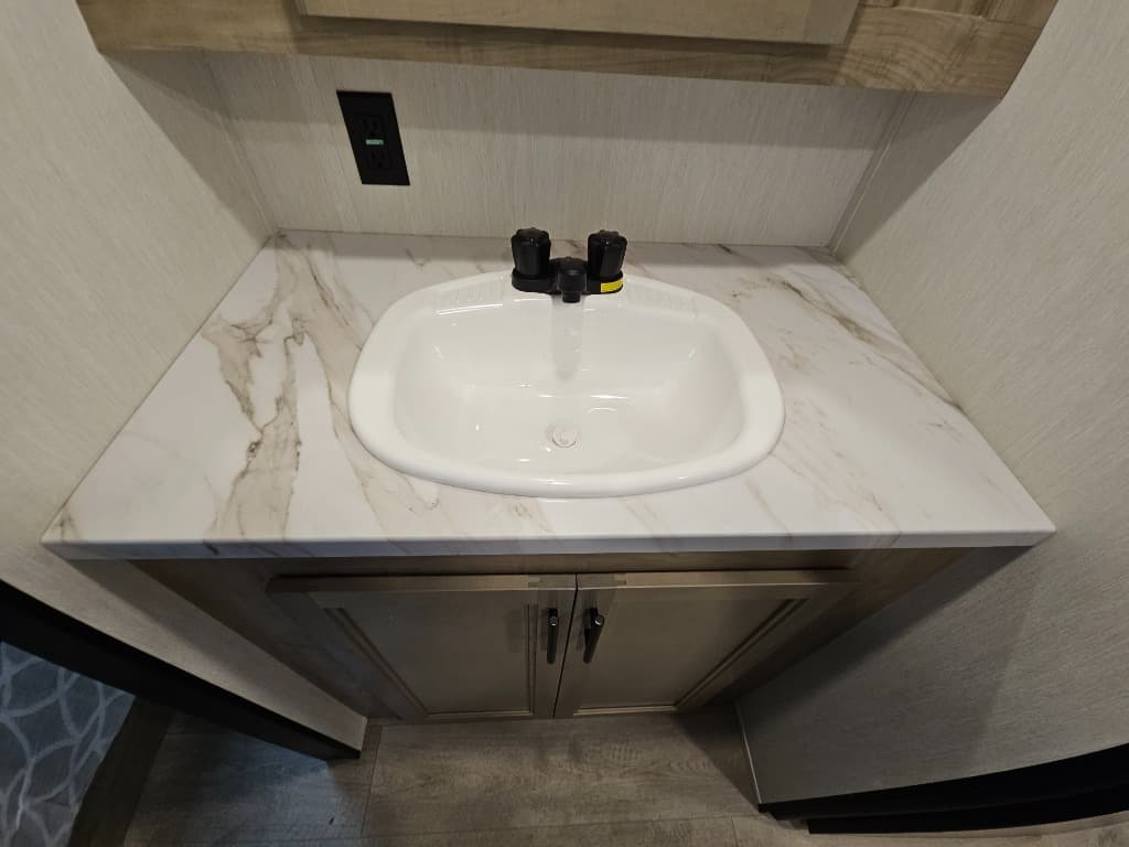 2026 Forest River 2026 Forest River Cherokee Wolf Pup Black Label - thumbnail 24