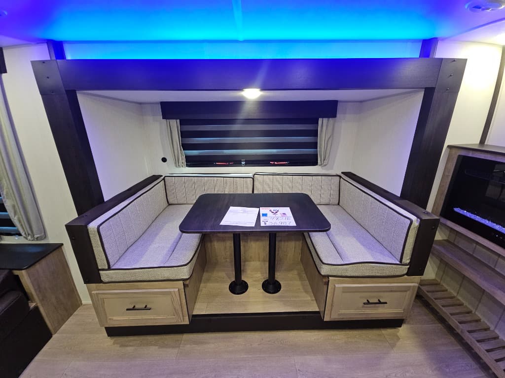 2026 Forest River 2026 Forest River Cherokee Grey Wolf Black Label - thumbnail 10