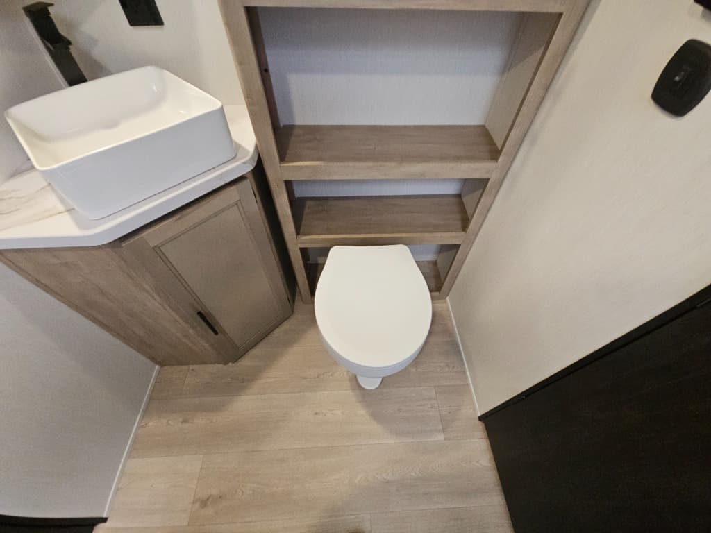 2026 Forest River 2026 Forest River Cherokee Grey Wolf Black Label - thumbnail 28