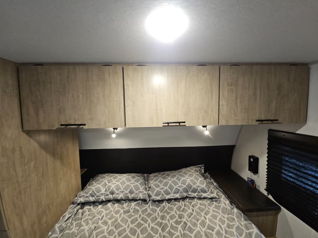 2026 Forest River 2026 Forest River Cherokee Grey Wolf Black Label - thumbnail 36