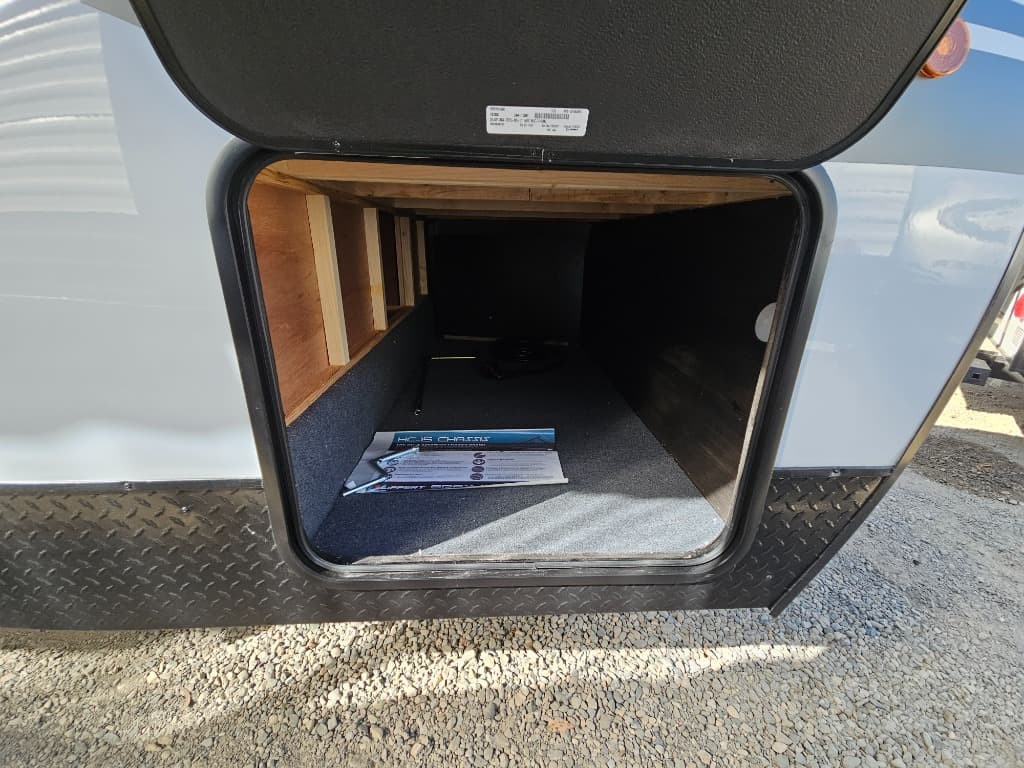 2026 Forest River 2026 Forest River Cherokee Grey Wolf Black Label - thumbnail 40