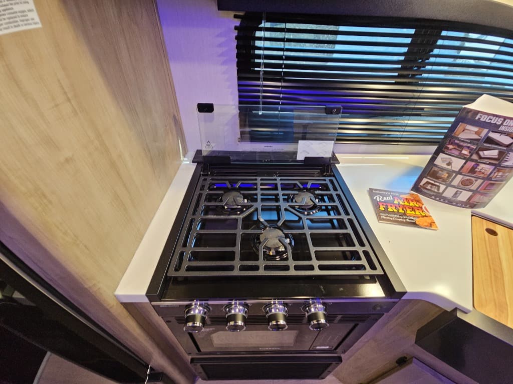 2026 Forest River 2026 Forest River Cherokee Grey Wolf Black Label - thumbnail 19