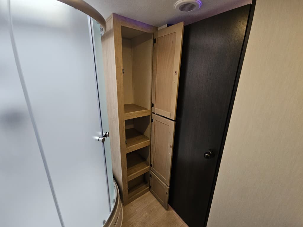 2026 Forest River 2026 Forest River Cherokee Grey Wolf Black Label - thumbnail 30