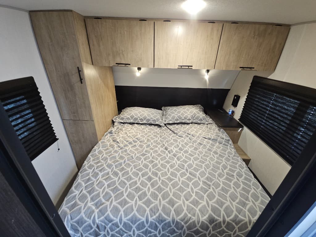 2026 Forest River 2026 Forest River Cherokee Grey Wolf Black Label - thumbnail 32