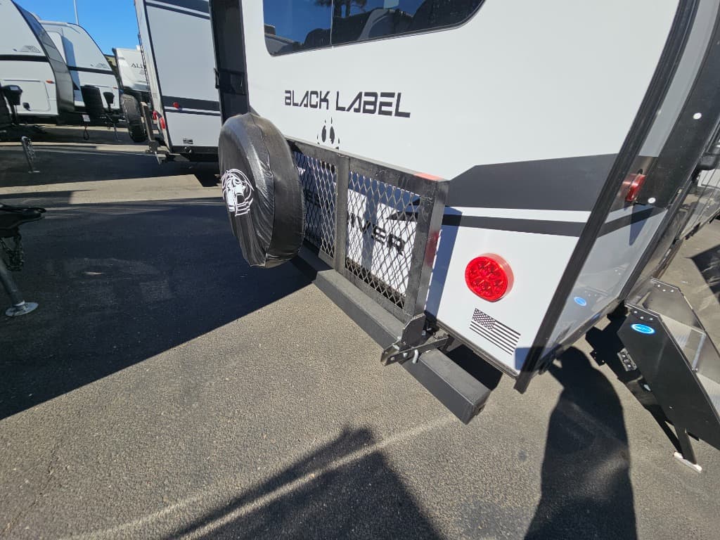 2026 Forest River 2026 Forest River Cherokee Grey Wolf Black Label - thumbnail 49