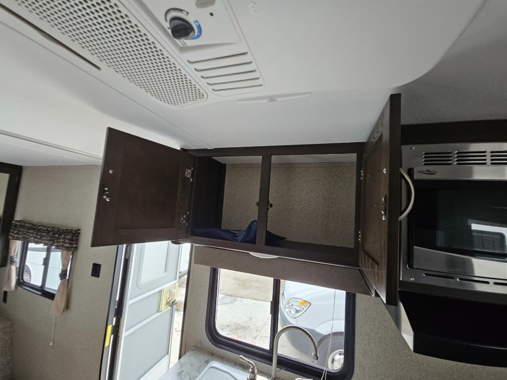 2018 Keystone RV 2018 Keystone RV Springdale - thumbnail 10