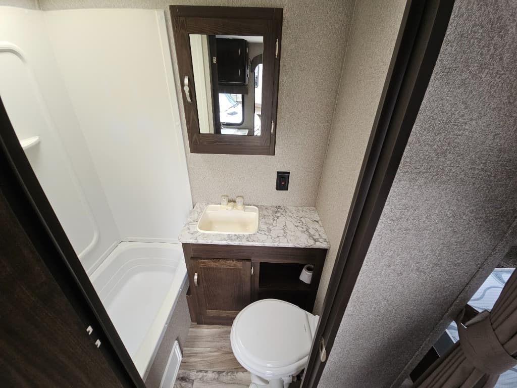 2018 Keystone RV 2018 Keystone RV Springdale - thumbnail 24