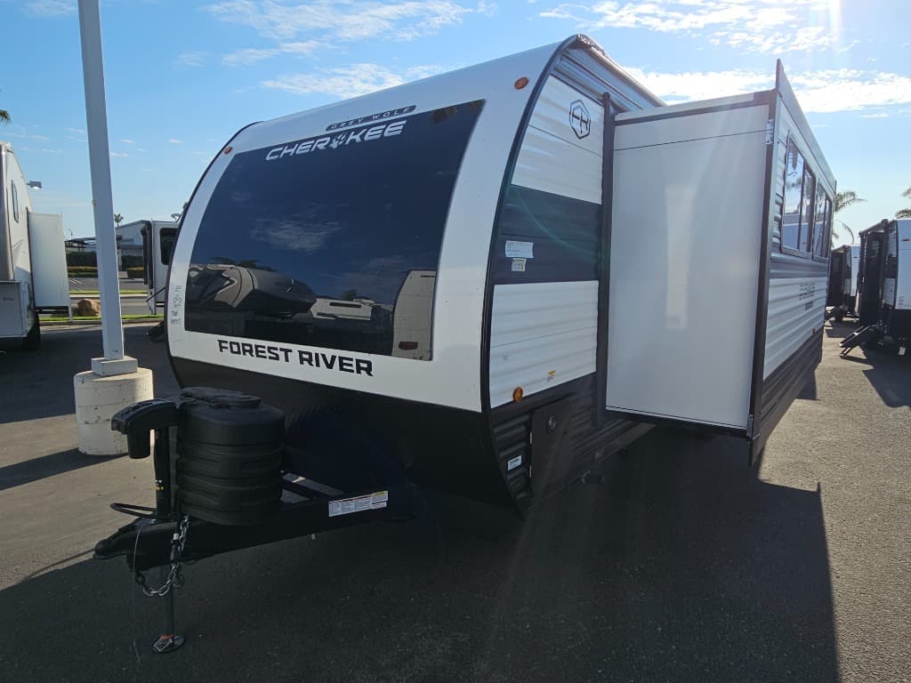 2026 Forest River 2026 Forest River Cherokee Grey Wolf - thumbnail 6