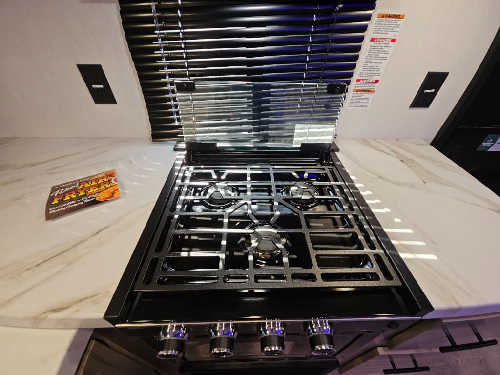 2026 Forest River 2026 Forest River Cherokee Grey Wolf - thumbnail 21