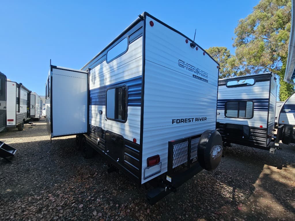 2026 Forest River 2026 Forest River Cherokee Grey Wolf - thumbnail 5