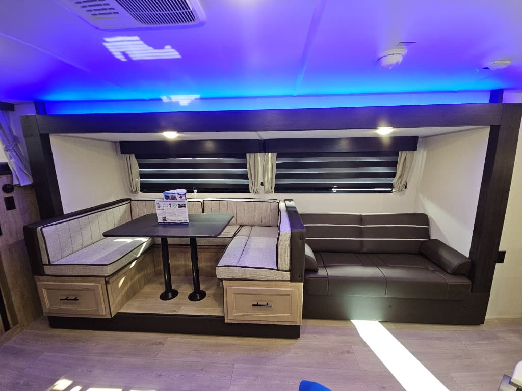 2026 Forest River 2026 Forest River Cherokee Grey Wolf - thumbnail 10