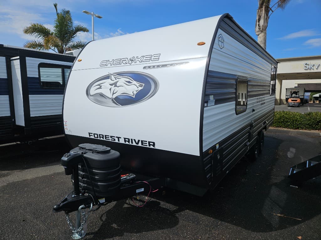 2026 Forest River 2026 Forest River Cherokee Grey Wolf - thumbnail 6