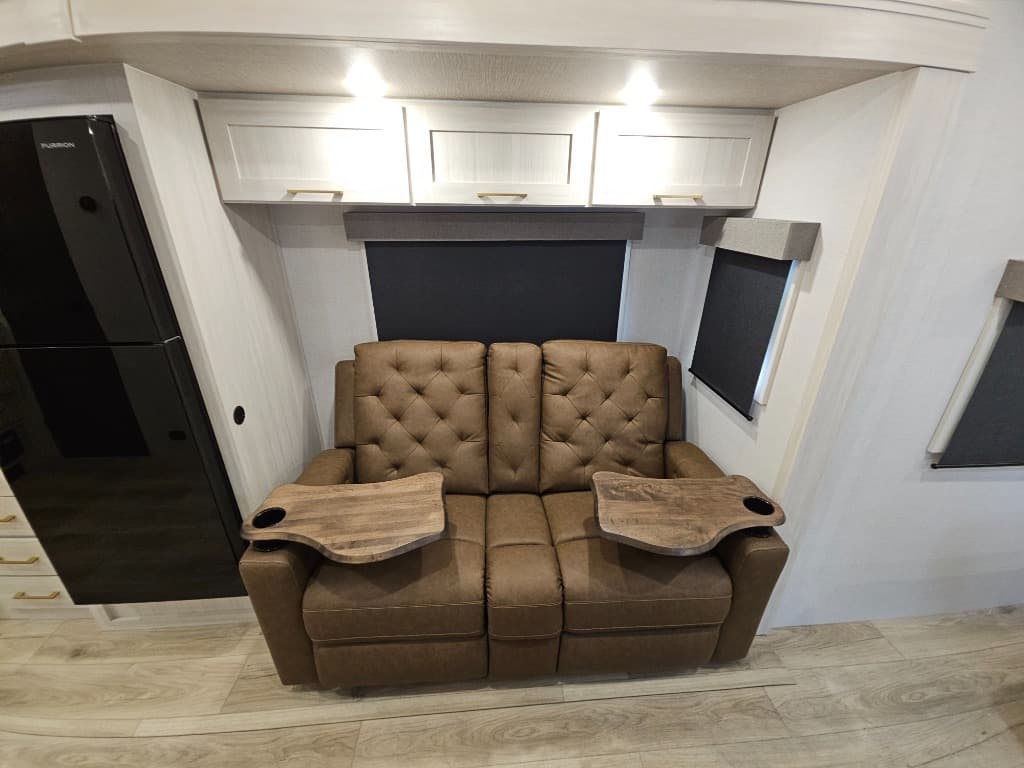 2026 Forest River 2026 Forest River Surveyor Legend - thumbnail 27