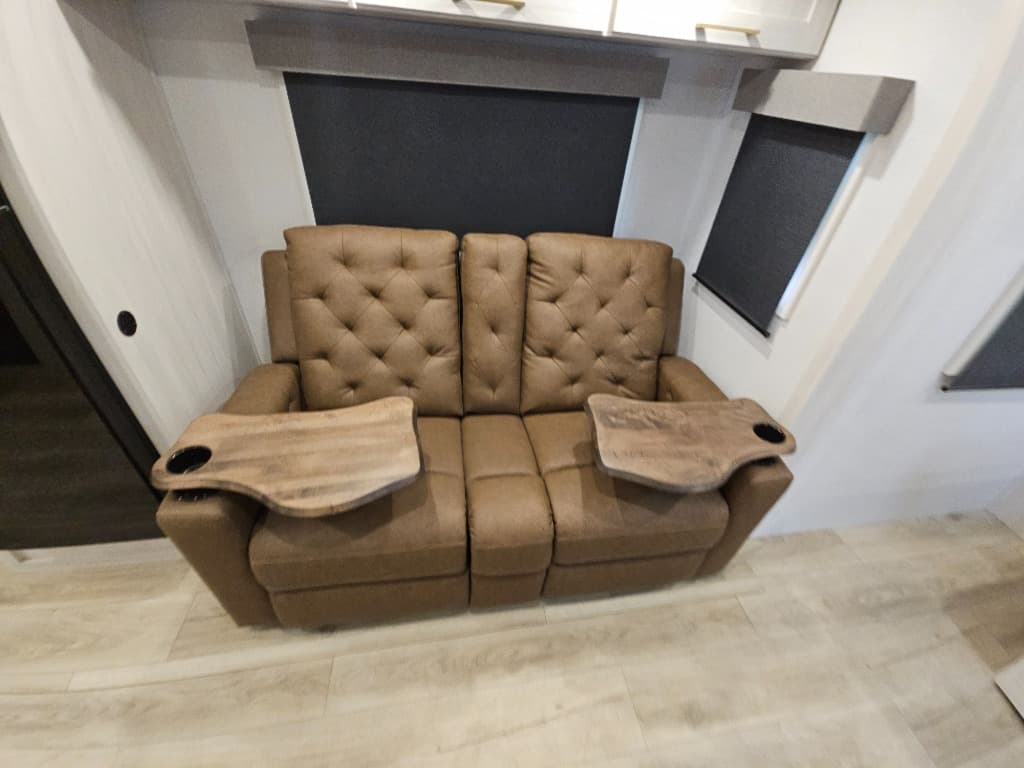 2026 Forest River 2026 Forest River Surveyor Legend - thumbnail 28