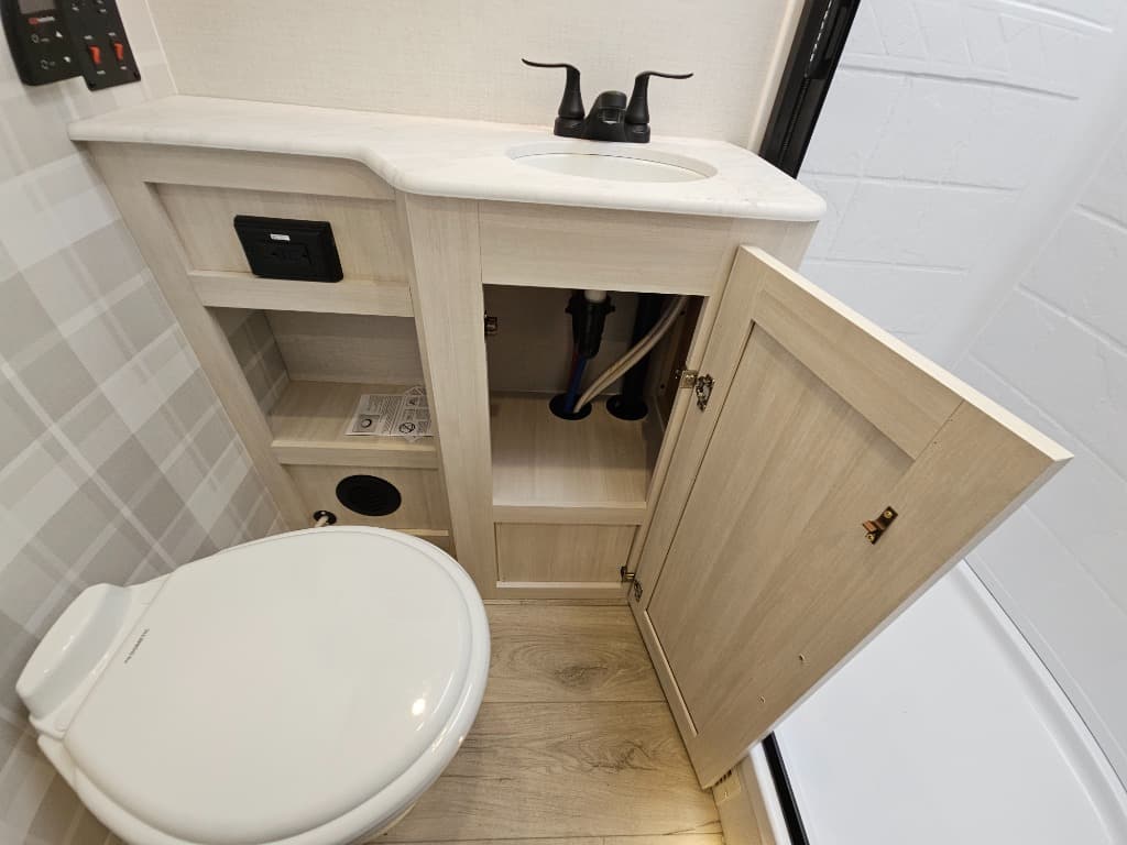 2026 Forest River 2026 Forest River Surveyor Legend - thumbnail 39